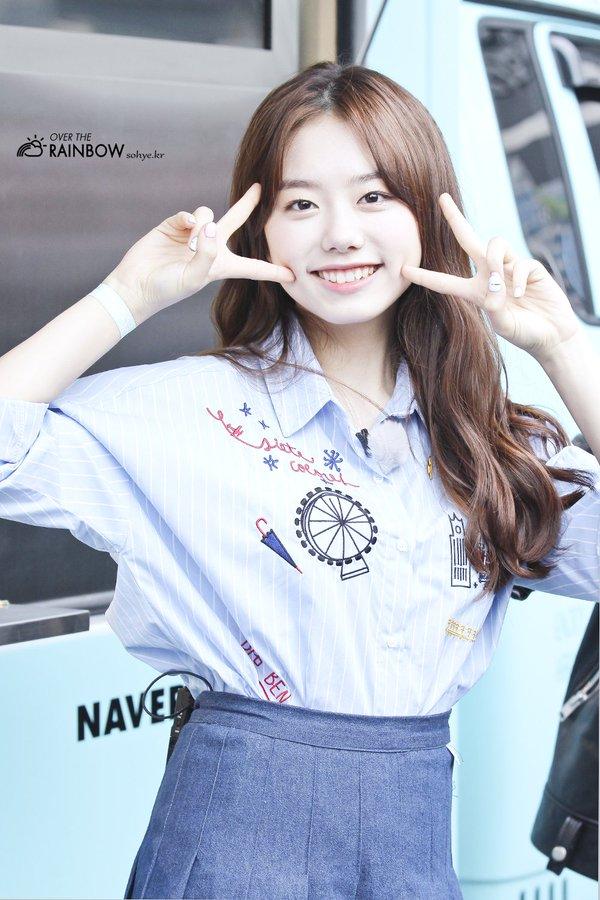 Thế hệ mỹ nhân Hàn sinh năm 1999-2000: Xinh đẹp, quyến rũ và cực kỳ tài năng-11