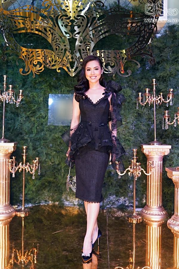 Hà Hồ lái xe đưa Kim Lý đi sự kiện trên xế hộp 7 tỷ mới tậu-7