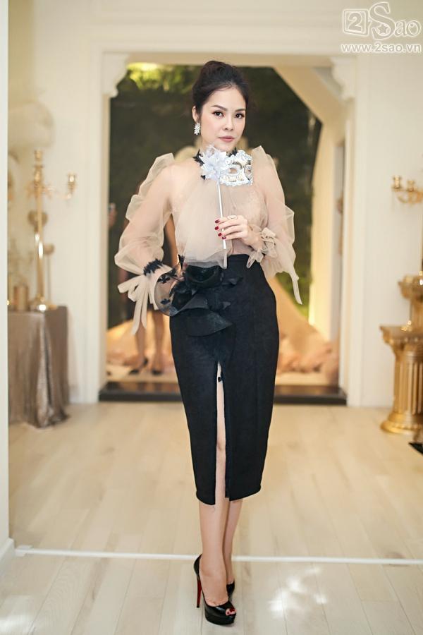 Hà Hồ lái xe đưa Kim Lý đi sự kiện trên xế hộp 7 tỷ mới tậu-13