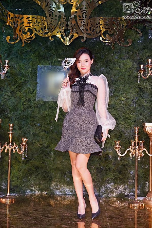 Hà Hồ lái xe đưa Kim Lý đi sự kiện trên xế hộp 7 tỷ mới tậu-12