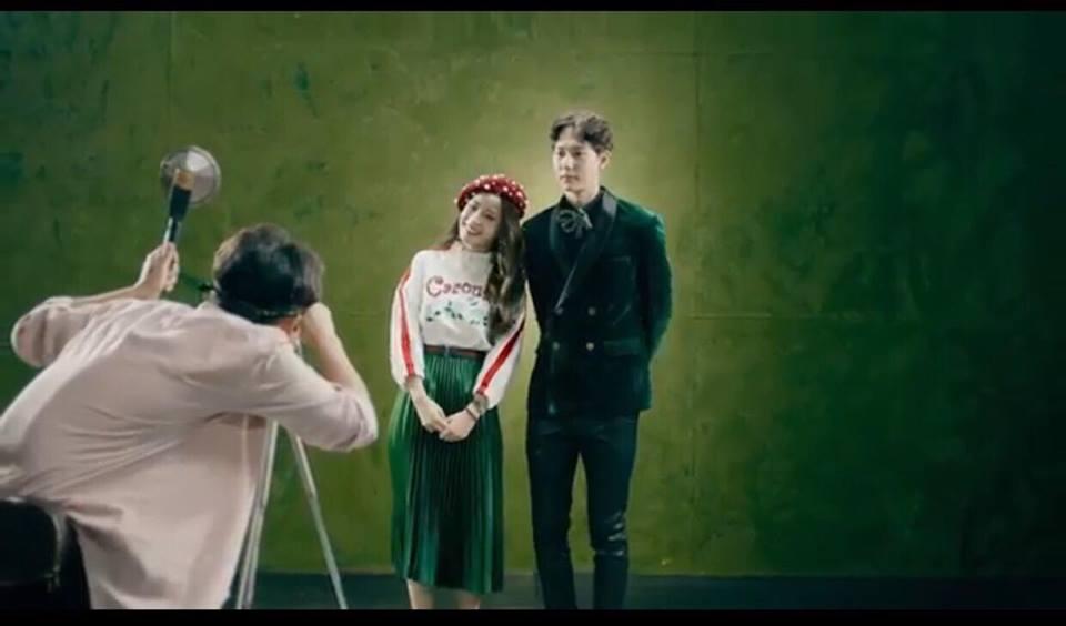 Chi Pu gây khó hiểu với trang phục lộ nội y trong MV Cho ta gần hơn-11