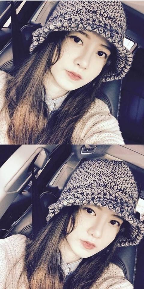 Sao Hàn 28/10: Mẹ Kim Tan U50 khoe ngực đầy, đọ sắc cùng Hoa hậu Hàn Quốc-5