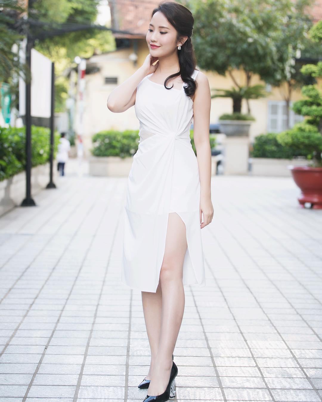 Hé lộ bằng chứng Phan Thành đang hẹn hò với top 10 Hoa hậu Phụ nữ Việt Nam qua ảnh 2012-5