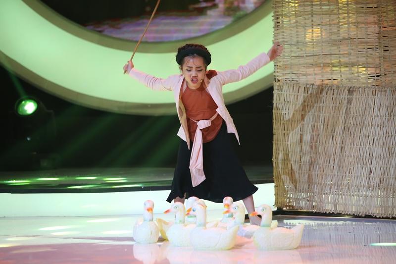 Học trò Quốc Thiên hóa Thị Nở đanh đá khiến Hiền Thục, Xuân Bắc thích thú-2