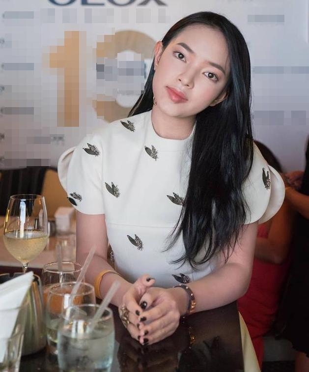 Hot girl - hot boy Việt 29/10: Hết hồn với màn hóa trang chào đón Halloween của Quỳnh Anh Shyn-3