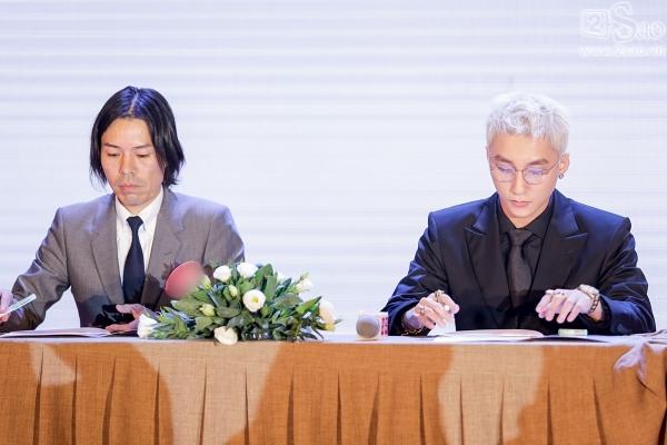 Chết mê với hình ảnh Sơn Tùng điển trai lịch lãm như doanh nhân thành đạt-6