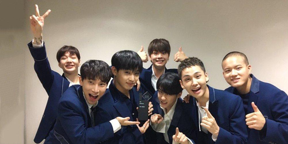 Sao Hàn 29/10: Sulli mặc áo xuyên thấu, khoe sắc bên bà xã Jang Dong Gun-7