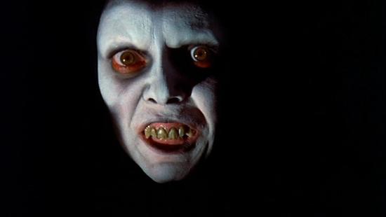 Pazuzu trong bộ phim huyền thoại "The Exorcist" là một trong những con quỷ nổi tiếng nhất trên màn ảnh (chỉ sau Satan). Hắn là một con quỷ của người Assyrian cổ, nổi tiếng với khả năng điều khiển gió và dịch bệnh. Pazuzu mạnh tới mức người ta từng phải đeo những chiếc bùa khắc hình của hắn để bảo vệ họ khỏi những con quỷ yếu hơn. Người Assyrian rất sợ cơn giận dữ và quyền năng của Pazuzu.