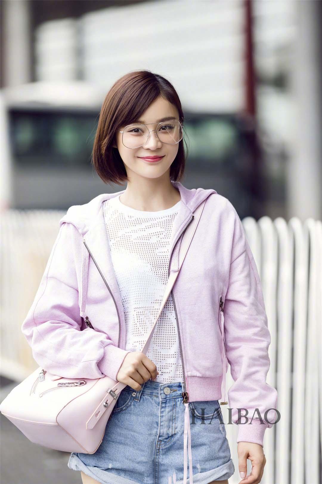 Tông màu từng bị hắt hủi vì quê và sến giờ lại được Sao lăng xê ầm ầm-4