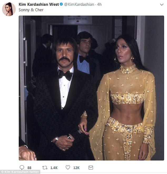 Dàn sao tưng bừng hóa trang mừng Halloween: Adam Levine giả gái, Kim hóa thành Cher siêu đẹp và sexy-5