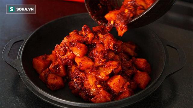 3 kiểu bữa tối nguy hiểm đang âm thầm ăn mòn sức khỏe của gia đình bạn từng ngày!-3