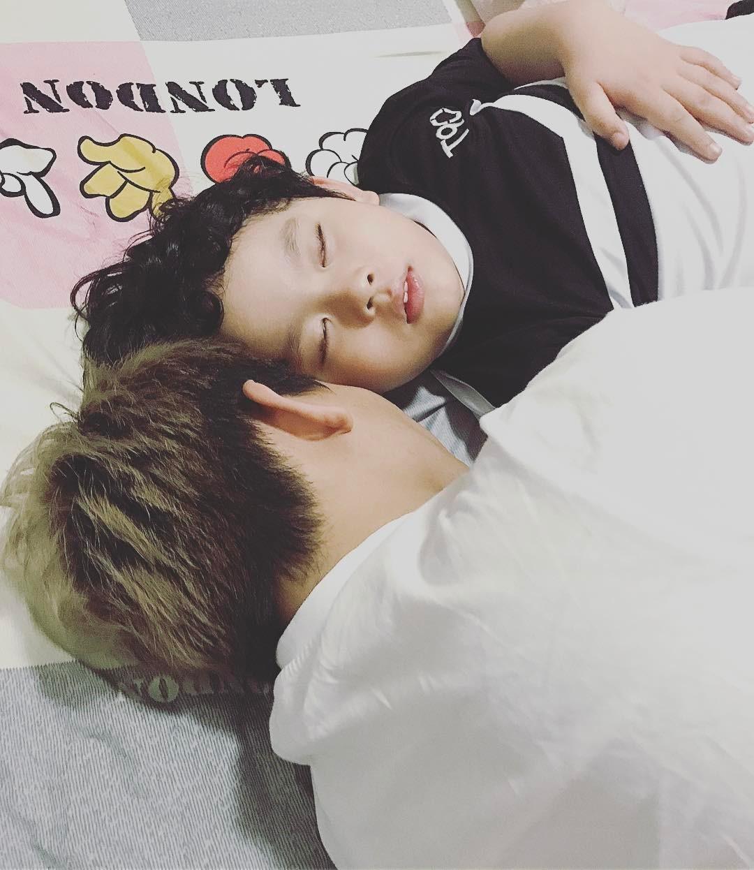 Tin sao Việt 30/10: Ngọc Trinh sung sướng khi được khen giản dị, kín đáo-10