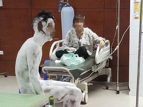 Nam thanh niên tẩm xăng tự thiêu khi bạn gái nói chia tay