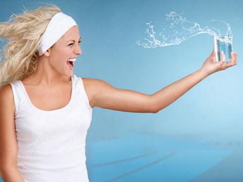 Làm đẹp da bằng nước khoáng có ga được không?-1