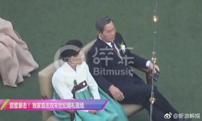 Cha Song Joong Ki rơi nước mắt khi chứng kiến khoảnh khắc hạnh phúc của con trai-2