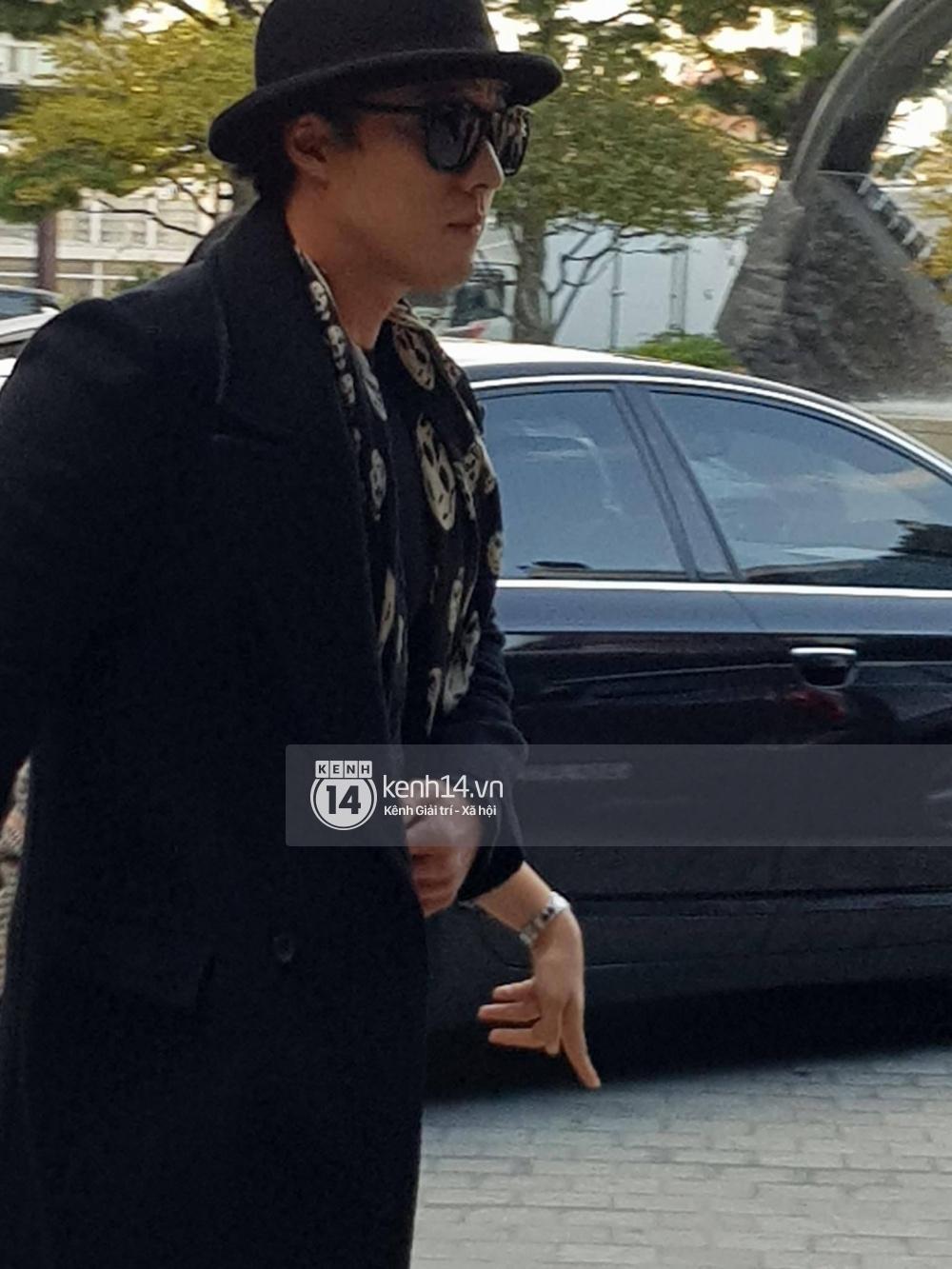 Lee Kwang Soo, So Ji Sub đi cổng riêng tới dự hôn lễ-2