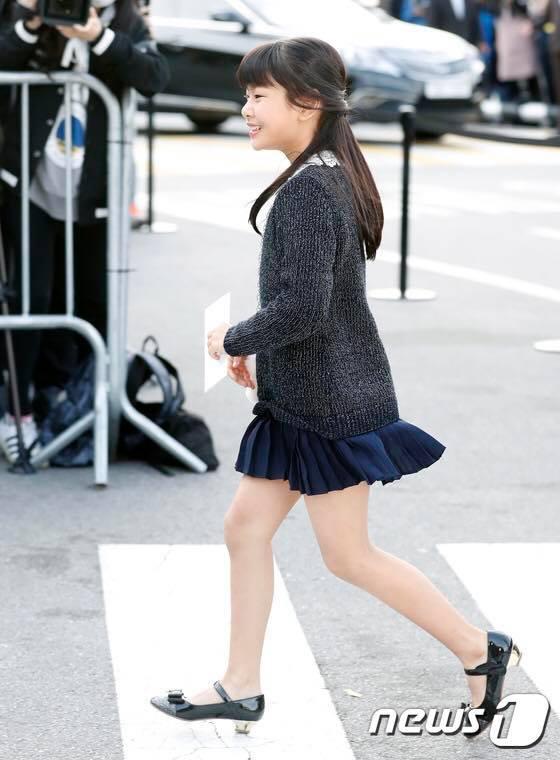 Park Bo Young, MC quốc dân Yoo Jae Suk dự hôn lễ-2