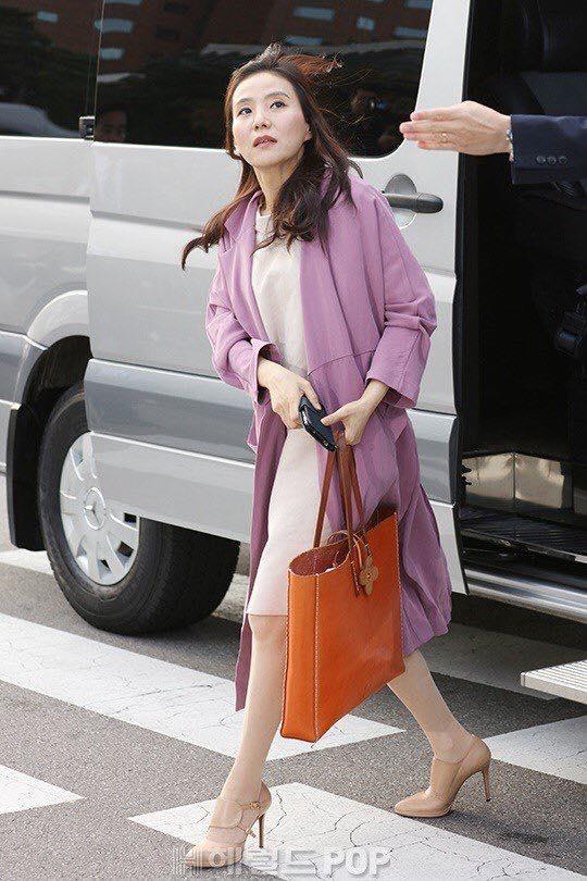 Park Bo Young, MC quốc dân Yoo Jae Suk dự hôn lễ-7