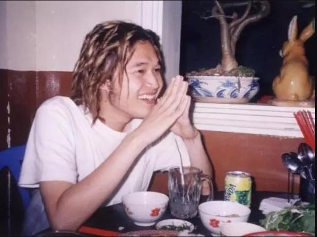 Quang Vinh làm sống lại hit cách đây 14 năm khiến fan bấn loạn-3