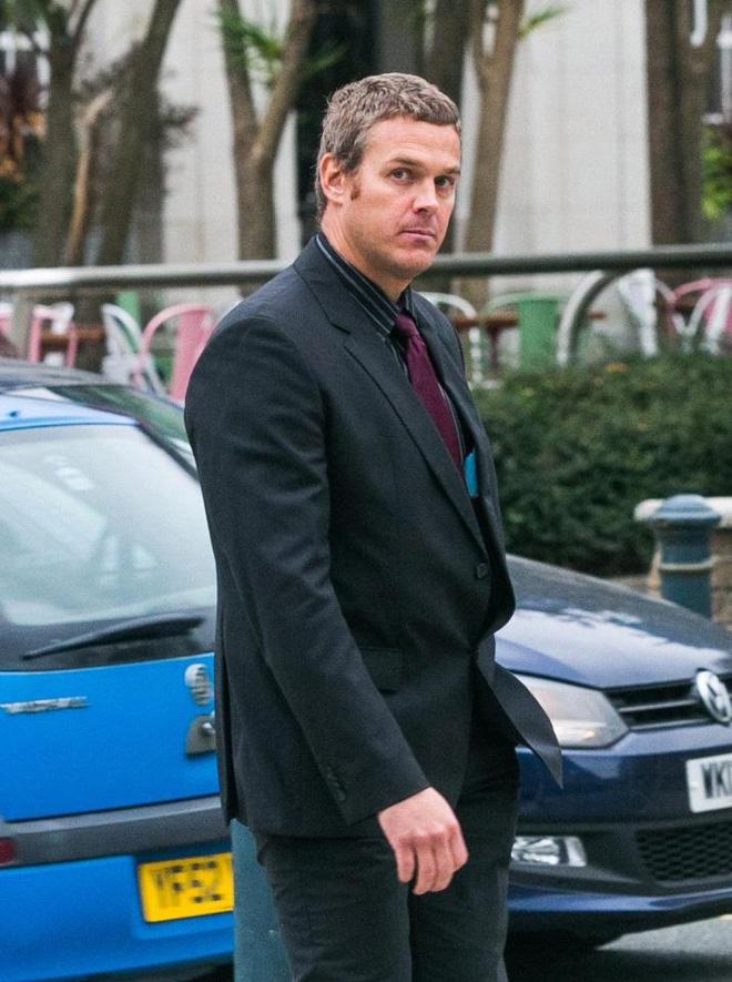 Không xé quần áo, không cắt tóc, đây là màn trả thù quá khủng khiếp người phụ nữ này dành cho tình địch xinh đẹp-5