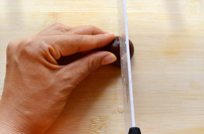 Mùa đông lạnh mà có hạt dẻ nướng nóng hổi ngọt bùi ăn là số một!-3