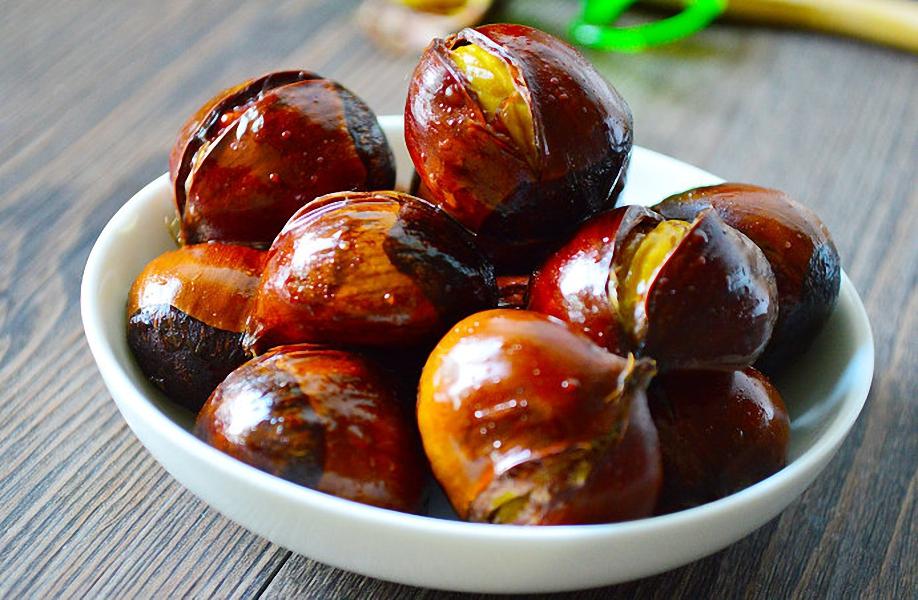 Mùa đông lạnh mà có hạt dẻ nướng nóng hổi ngọt bùi ăn là số một!-6