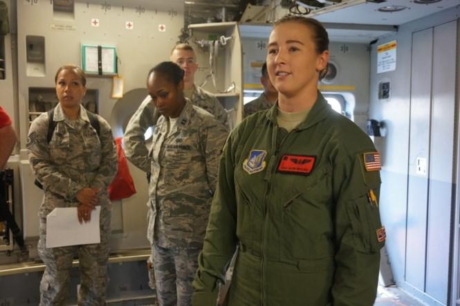 Bên trong Gã khổng lồ tiền trạm của Tổng thống Mỹ vừa tới Việt Nam-7