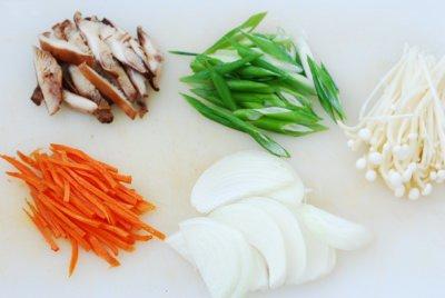 Miến xào hải sản bổ dưỡng, hấp dẫn cho những ngày chán cơm-4