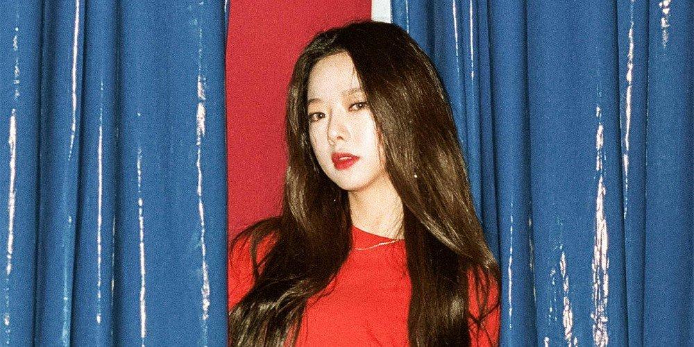 Sao Hàn 1/11: Lee Kwang Soo hài hước Chị dâu Song Hye Kyo, Song Joong Ki phiền chị rồi-2