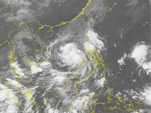 Tin bão số 12: Di chuyển nhanh và mạnh thêm, kịch bản bất ngờ có thể xảy ra-3