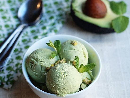 Cách làm kem bơ sữa tại nhà
