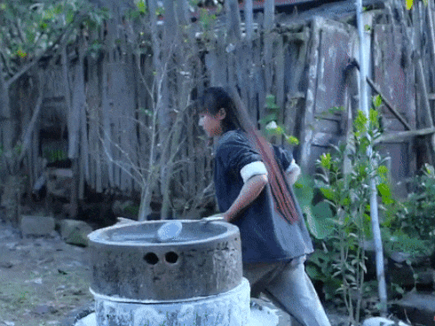 Nấu ăn siêu ngon, thánh ăn công sở còn trổ tài nặn hoa quả bằng đường tuyệt đẹp-2