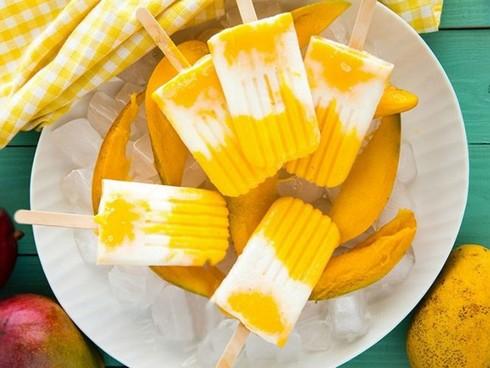 Cách làm kem xoài que ăn không lo béo-1