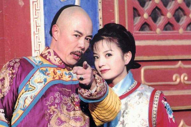 Đổi vận nhờ Hoàn Châu cách cách nhưng cả 3 mỹ nhân này đều bị tố ăn cháo đá bát-2