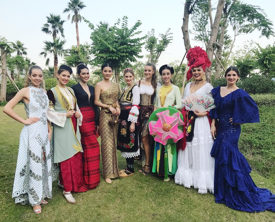 Đỗ Mỹ Linh nói tiếng Anh như gió trong clip giới thiệu bản thân tại Miss World 2017-7