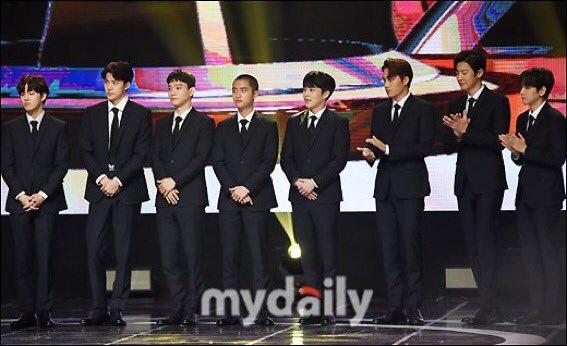 Sao Hàn 3/11: Song Hye Kyo cảm ơn đã chúc phúc chúng tôi bằng sự quan tâm, thấu hiểu và tình yêu-3