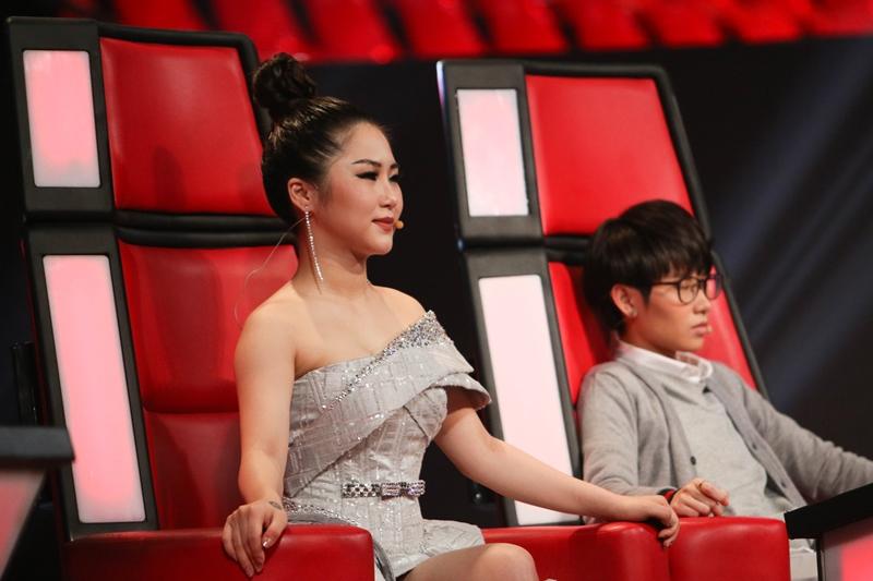 Huấn luyện viên choáng khi thí sinh hát Cô gái đến từ hôm qua theo phong cách cải lương-4