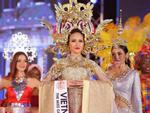 Đi thi trong âm thầm, Khánh Ngân xuất sắc đăng quang Hoa hậu Hoàn cầu 2017