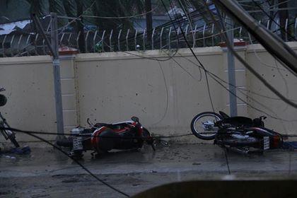 Bão Damrey giật cấp 15 quần thảo Phú Yên - Khánh Hòa-6