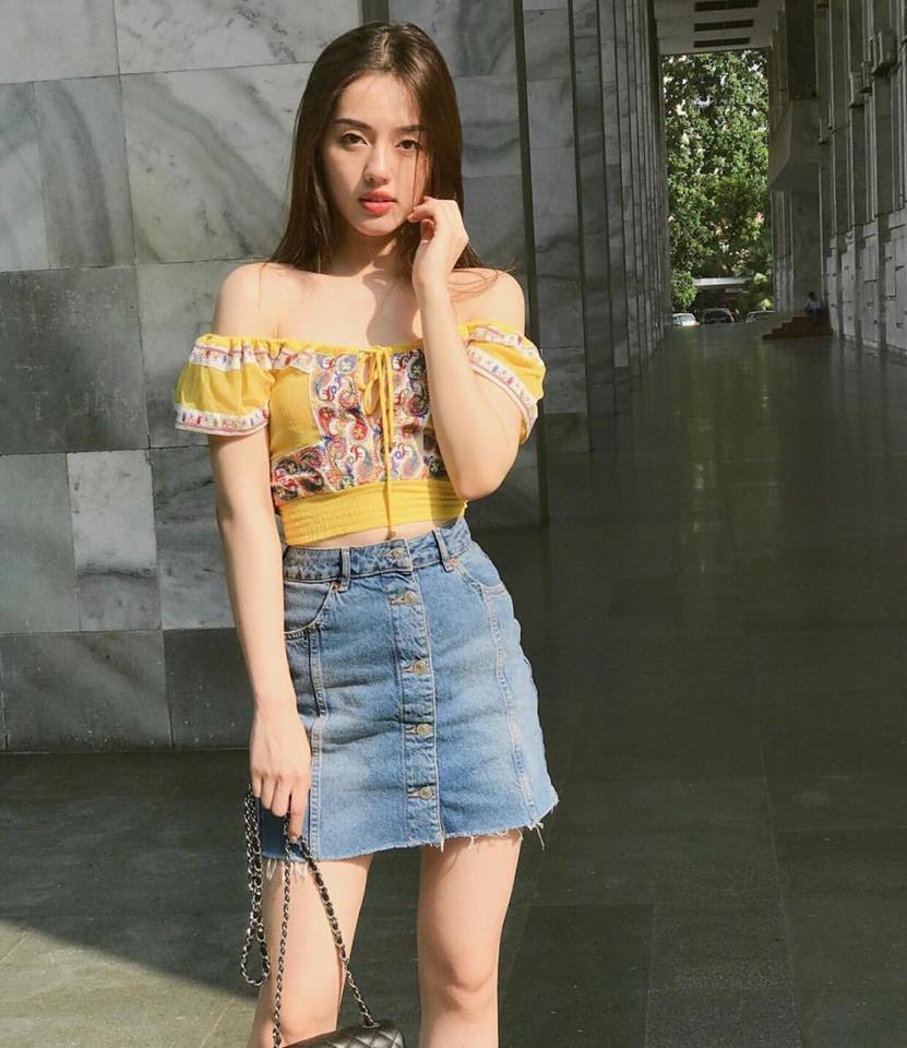 Cùng phải lòng áo trễ vai, Khánh Linh - Quỳnh Anh Shyn diện street style cực bắt mắt-9