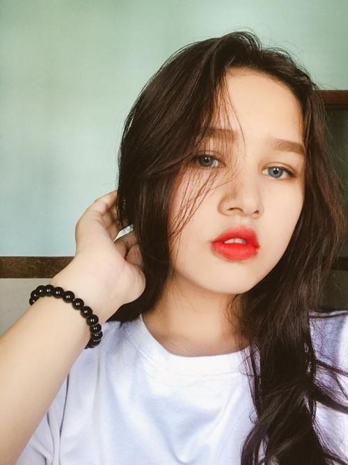 10X có vẻ đẹp lai Tây gây chú ý trên mạng xã hội khẳng định mình ‘thuần Việt 100%’-4