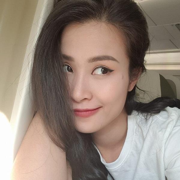 Tin sao Việt 4/11: Hoa hậu Lê Âu Ngân Anh than khổ vì sở hữu gương mặt không ăn ảnh-12