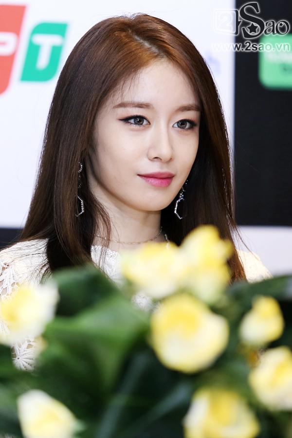 Clip: Đến Việt Nam 6 lần, T-Ara đã có thể nói những câu tiếng Việt đơn giản-5