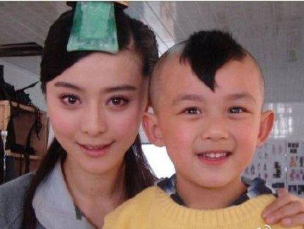 Sau cả thập kỷ, những ngôi sao này vẫn trẻ trung khi tái ngộ bạn diễn nhí-1