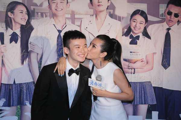 Sau cả thập kỷ, những ngôi sao này vẫn trẻ trung khi tái ngộ bạn diễn nhí-11