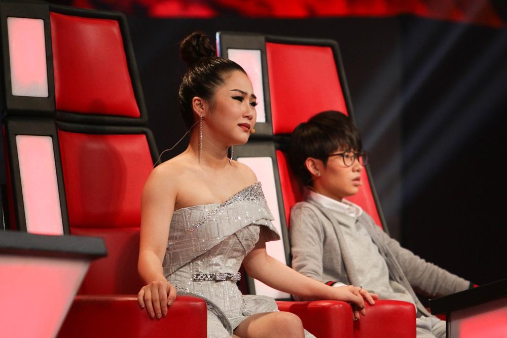 Tiên Cookie dạy học trò Giặt xong lại mặc gây sốt mạnh mẽ tại The Voice Kids-2