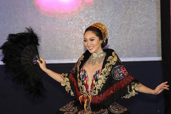 Tân Hoa hậu Trái đất người Philippines bị chê già và kém sắc-3