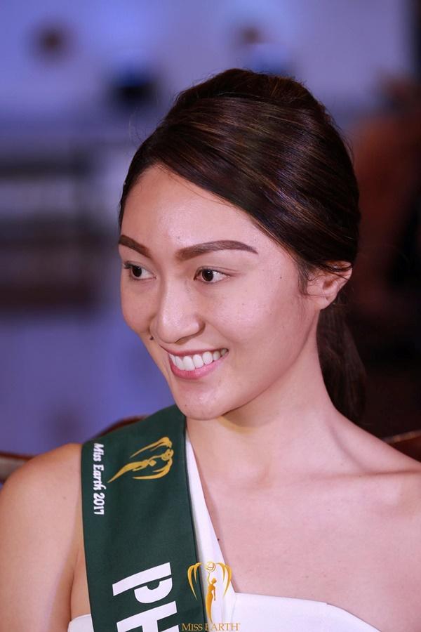 Tân Hoa hậu Trái đất người Philippines bị chê già và kém sắc-6