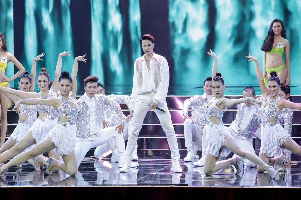 Sơn Tùng, S.T và Tóc Tiên làm náo loạn sân khấu Bán kết Hoa hậu Hoàn vũ Việt Nam-8
