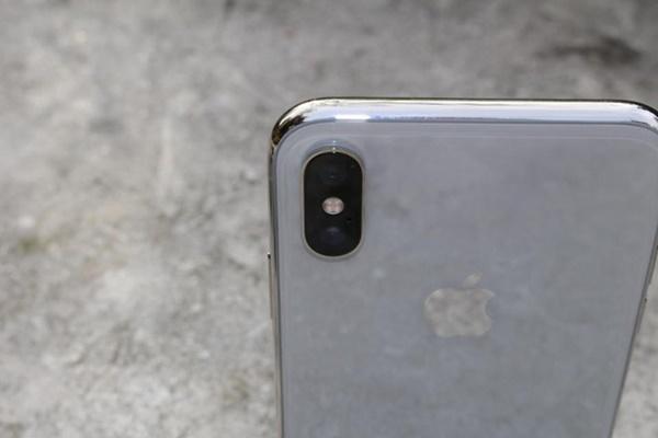 9 điều không ai nói cho bạn biết về iPhone X-1